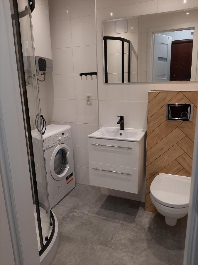Kawalerka 28M Salon Z Kuchnia Centrum נובי סאוז' מראה חיצוני תמונה